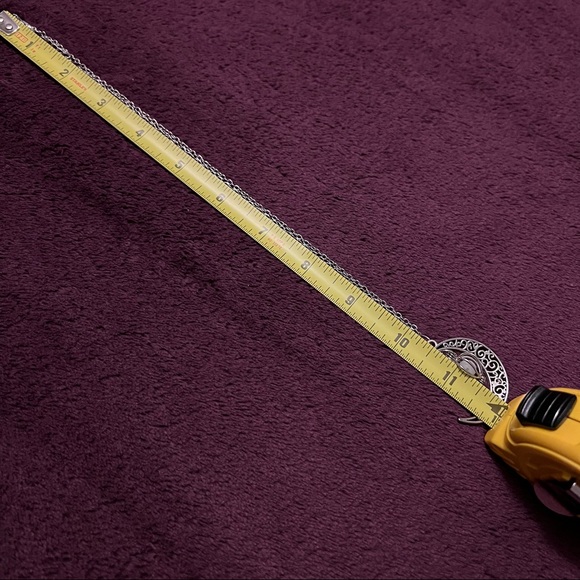 Half Crescent Moon Necklace🌛 - Picture 5 of 5